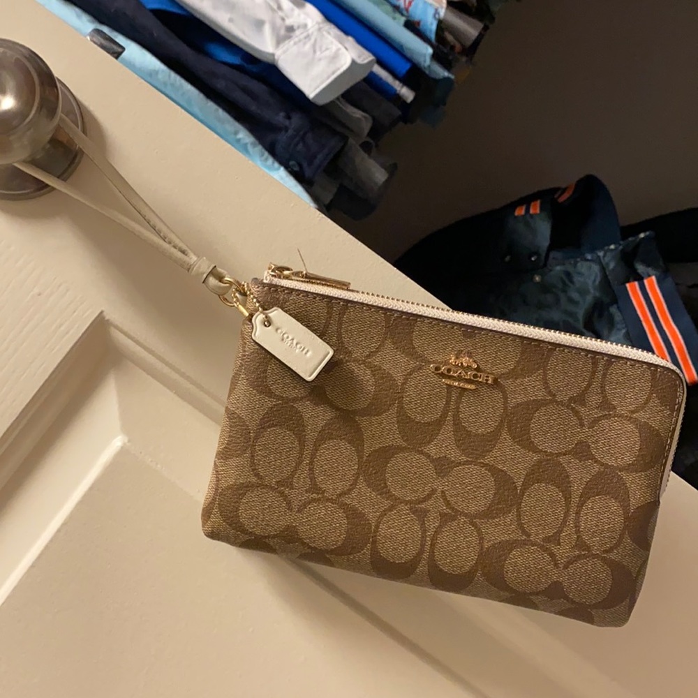 Coach Double Zip Wallet/Wristlet